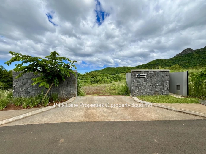 Exceptional Residential Plot for Sale in Moka