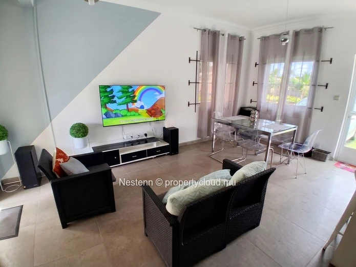 Triplex 3 chambres avec piscine commune – Grand Gaube