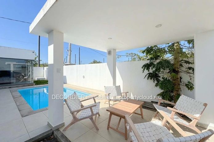 Stunning New Villa with Private Pool in Calodyne