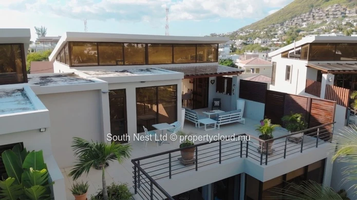 Exceptionnel penthouse en duplex de 4 chambres à La Preneuse – Côte Ouest de l'île Maurice