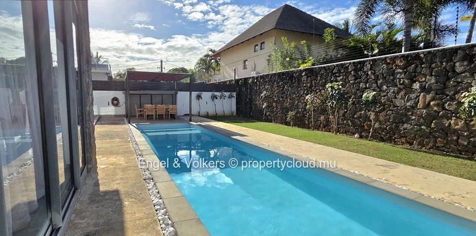 Elegant Fully Furnished 4-Bedroom Villa in the Heart of Pereybere