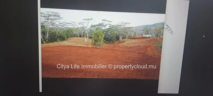 Land for Sale Chamarel