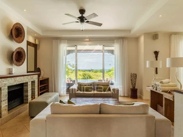 4 Bedroom Villa