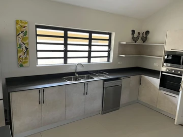 4 Bedroom Villa