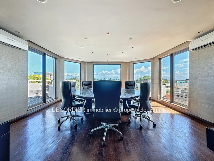 Bureau à vendre au cœur de Grand Baie