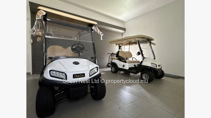 Luxury villa with access to a 5-star lifestyle in Valriche