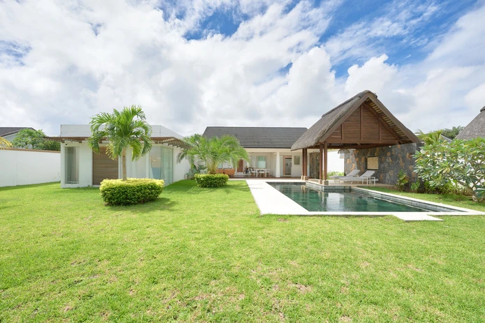 Spacious single-storey villa for sale in Grand Baie!