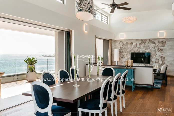 3 En-Suite Bedroom Penthouse | Seafront | Pereybere