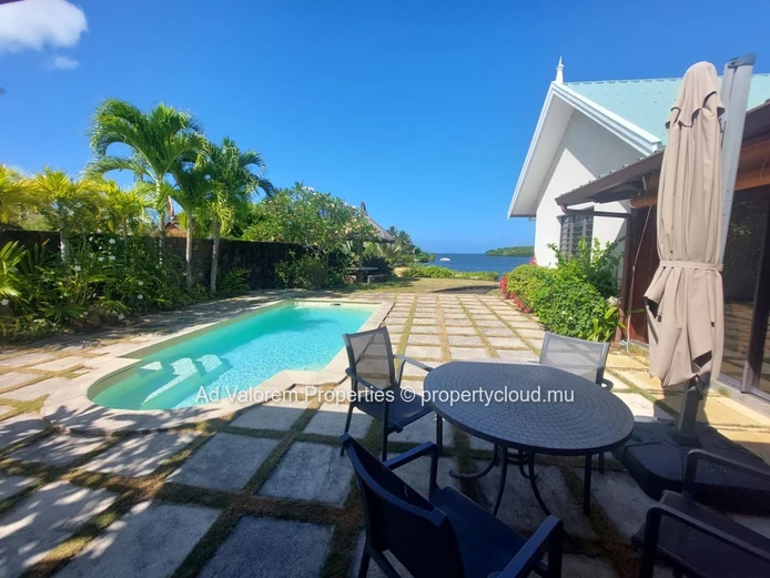 Maison à louer à Providence-sur-Mer – Vue mer & cadre côtier exclusif