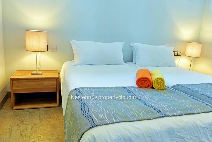Appartement moderne de 3 chambres sur la mer meublé et décoré avec gout