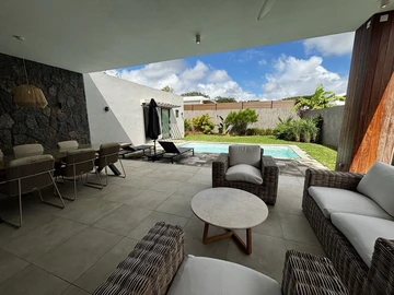 4 Bedroom Villa