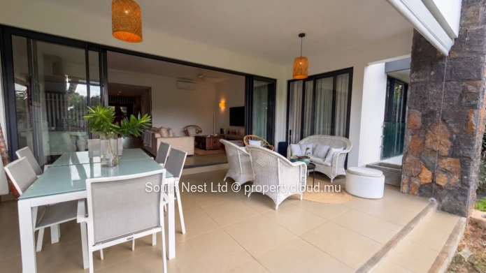 Appartement de plain-pied avec jardin privatif à vendre à Azuri