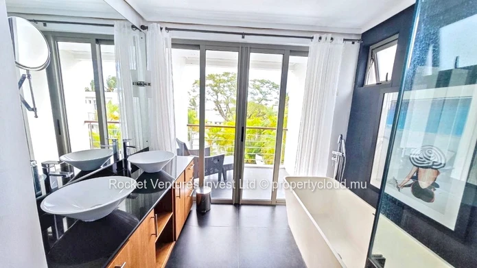 Villa en bord de mer avec 3 chambres à louer, Pointe aux Canonniers – Nord