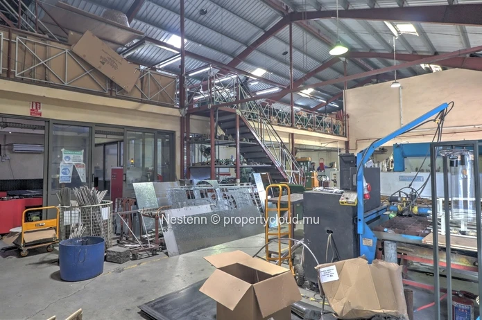 Exceptional commercial space
