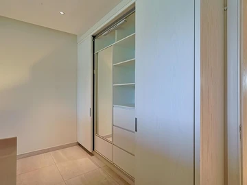 5 Bedroom Villa
