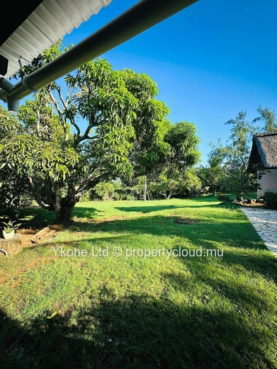 Villa For Sale In Bain Boeuf
