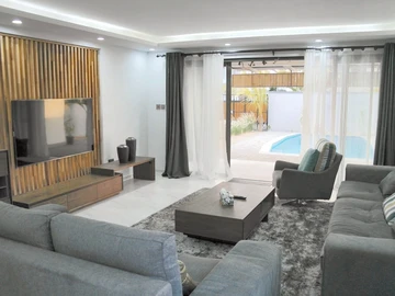 4 Bedroom Villa