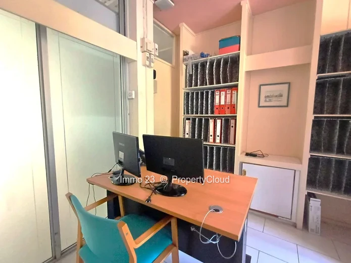 Office - 54m2 - Port Louis - Ref. BU99091LO