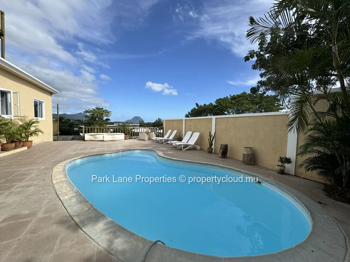 Stunning Furnished Apartment with Pool in Rivière Noire