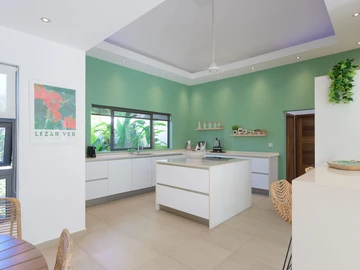 4 Bedroom Villa