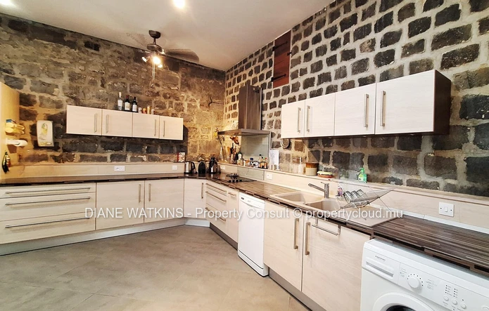 Prestigious Creole Residence for Sale in Port-Louis