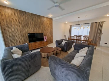 Townhouse, Duplex de 4 Chambres