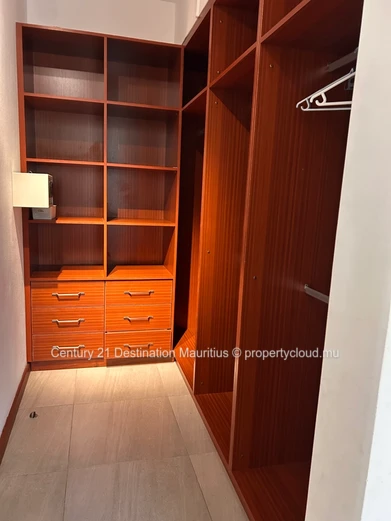 Villa familiale luxueuse en duplex -4 chambres en suite 