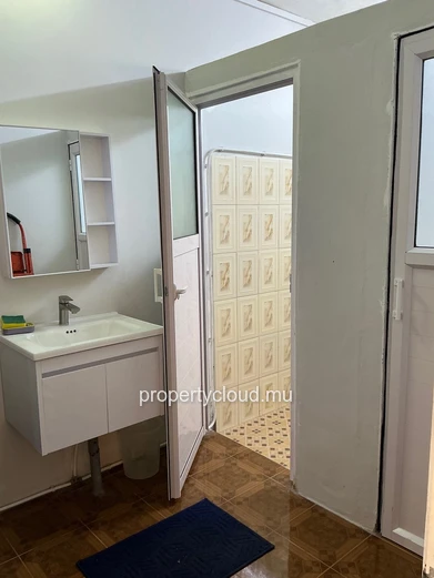 FOR RENT, 3-bedroom apartment in Pereybere, near the beach