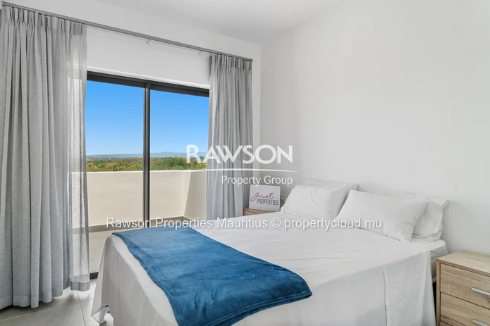 3 En-Suite Bedroom Penthouse | Sea View | Private Pool | Saint-Antoine