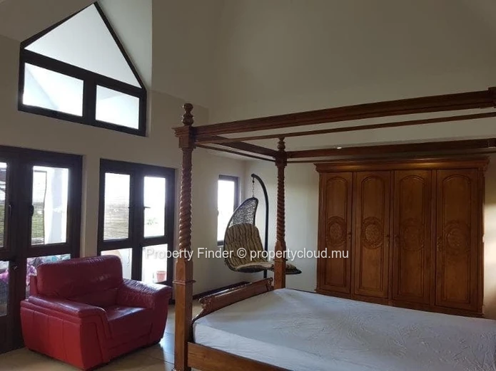 Villa de luxe à vendre dans l'Est