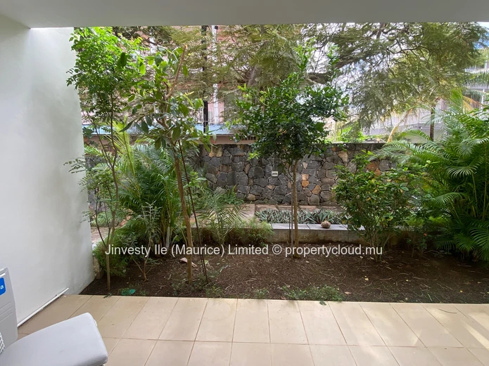 JINVESTY MAURITIUS : RENT 2 BR en suite Mont beach on walk... 49000
