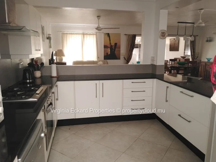 Appartement 3 ch avec cuisine moderne et piscine - Pointe aux Canonniers