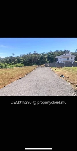 2 terrains résidentiels disponibles à la vente – Trou aux Cerfs, Curepipe