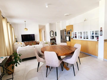 Appartement de 4 Chambres