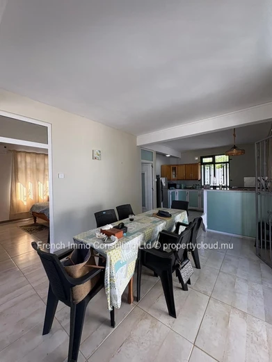 Maison 1 chambre, grand jardin a grand gaube