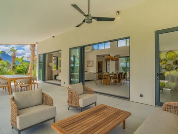 5 Bedroom Villa
