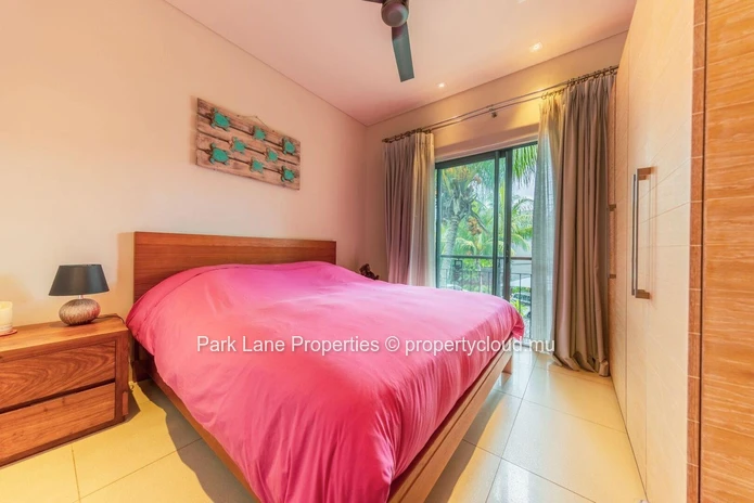 Duplex élégant avec accès direct à la Marina