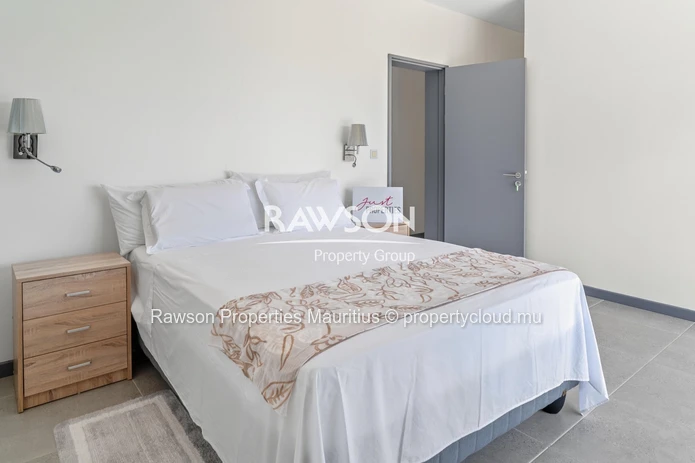 3 En-Suite Bedroom Penthouse | Sea View | Private Pool | Saint-Antoine
