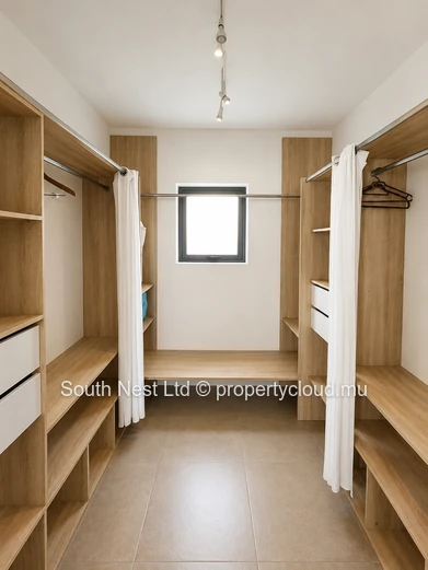 Villa contemporaine de 3 chambres en suite avec piscine privée dans une résidence sécurisée