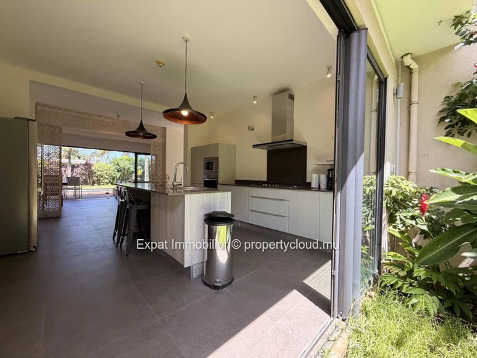 Villa contemporaine 4 chambres à louer – Pereybère