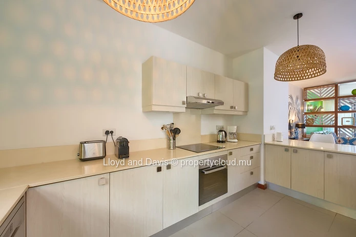 Triplex de 3 chambres à deux minutes à pied de la plage à Péreybère