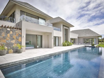 4 Bedroom Villa