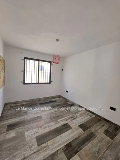 Villa 5 chambres à vendre à Vacoas, 210 m² habitables