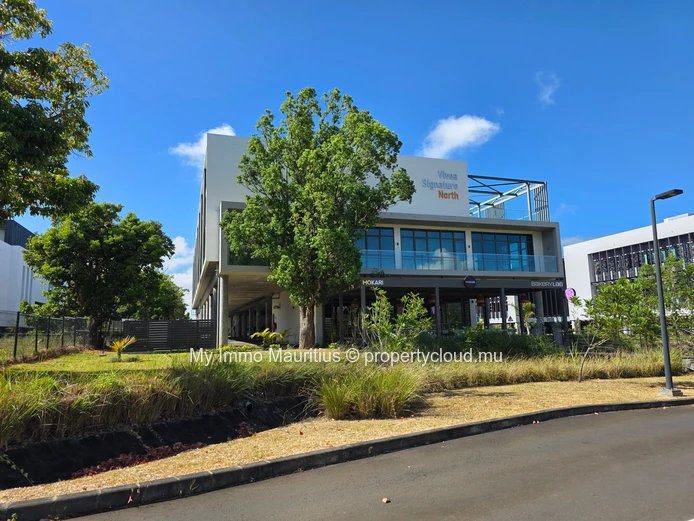 New office Moka Business Park