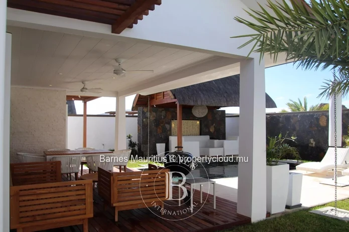 GRAND BAIE - Furnished Villa with 3 Bedrooms