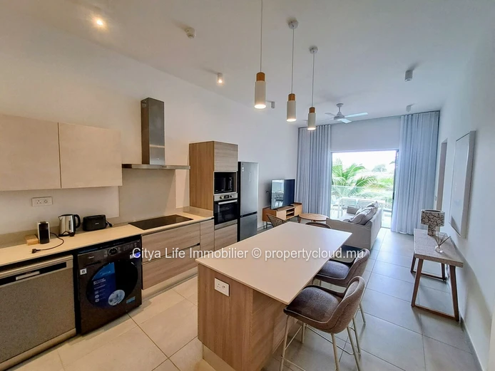 Appartement meublé 2 chambres avec piscine à louer à Péreybère