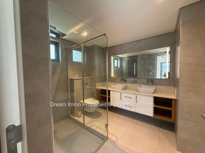 3-bedroom apartment with huge terrace in Pointe aux Canonniers – Mauritius