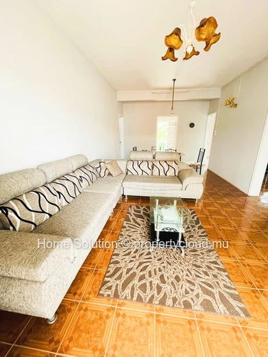  Charming 3-bedroom apartment