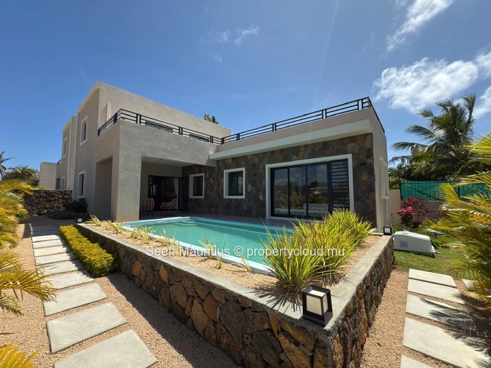 La sérénité côtière vous attend : Votre villa moderne à Calodyne