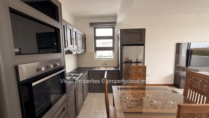Appartement meublé de 2 chambres à louer à Mont Choisy avec piscine - 40 000 Rs par mois